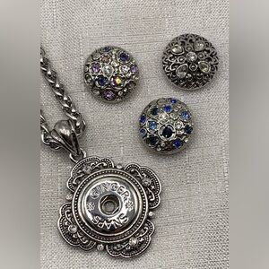 💗Good Condition - Ginger Snaps & Co. Snap Button Necklace with 3 Charms